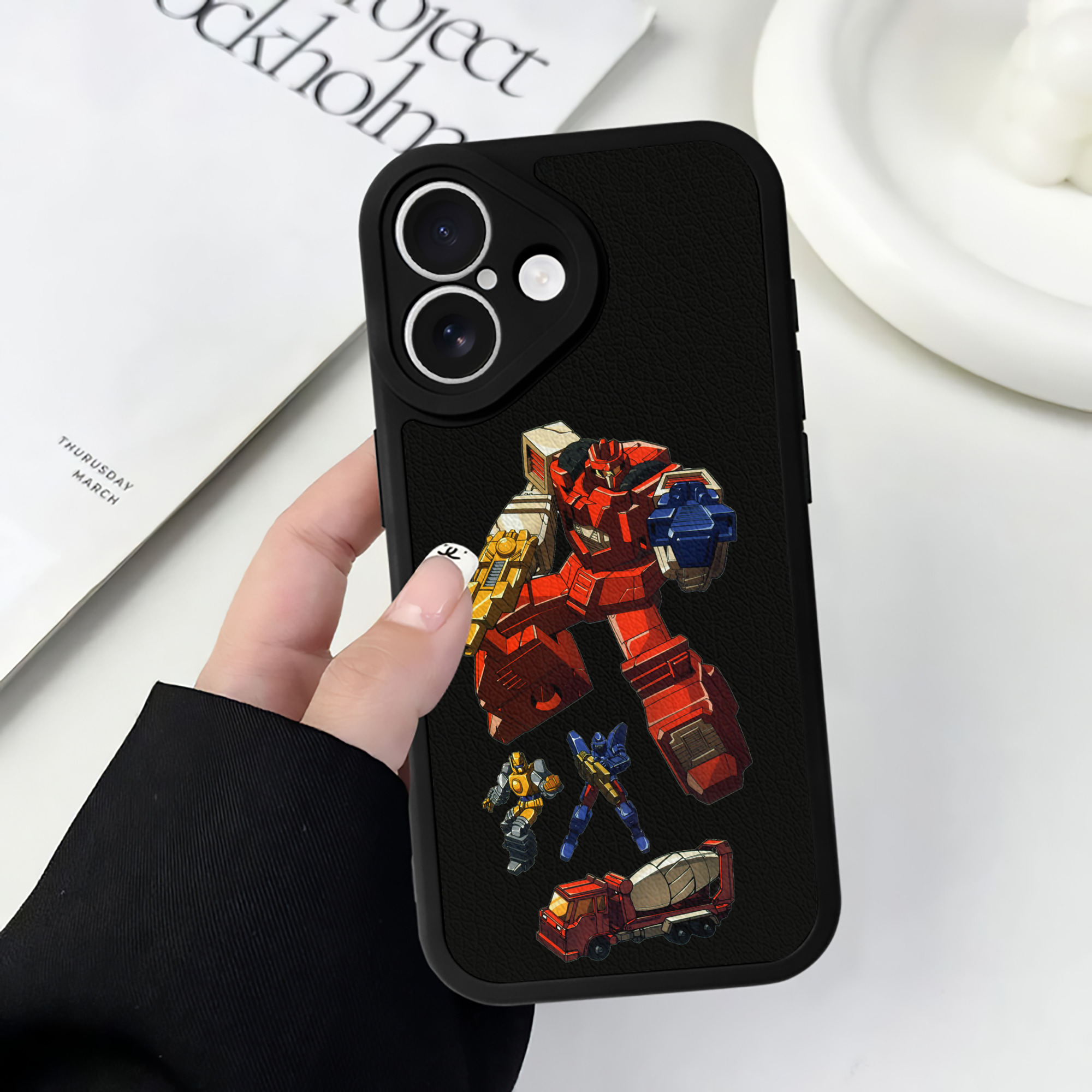 （画像用）  【iPhone 16シリーズ対応】シリコンスマホケース（レザー調） 材質：シリコン